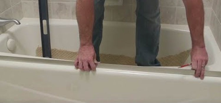 Sliding Shower Door Repair in Greenacres